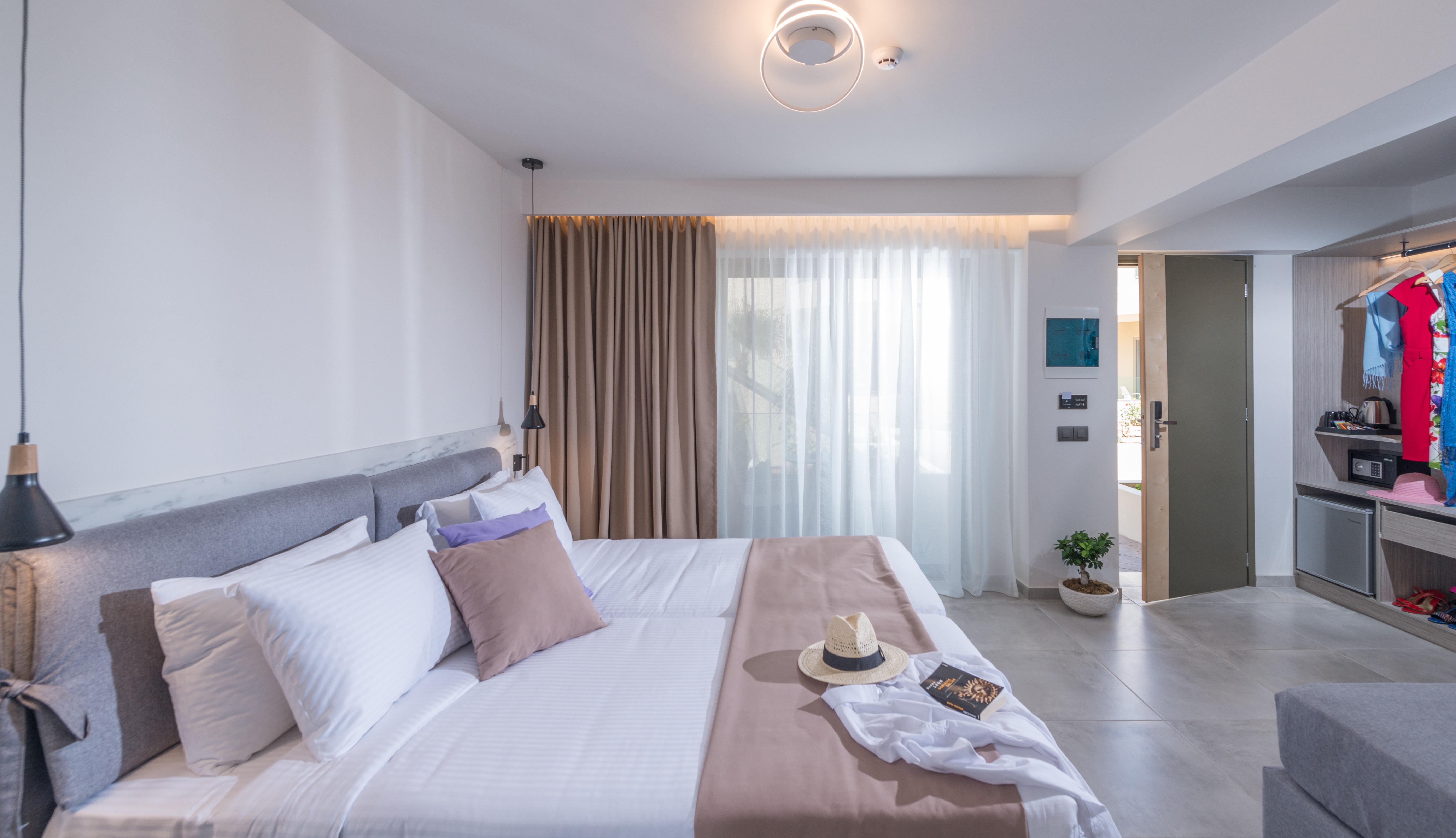 Imperial Palace Adults Only Pigianos Kampos  Ngoại thất bức ảnh